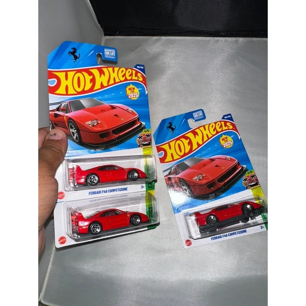Hot Wheels Ferrari F40 Competizione Red 2025 HW Exotics 198/250 New 2025 1:64
